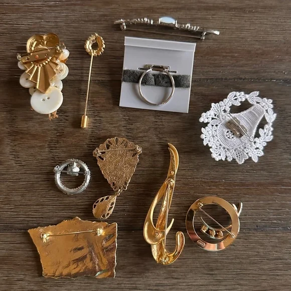 Vintage Brooches Lot * Pins‎ *Tie Scarf Clips* Mixed Styles Rhinestones* 12k pin - Picture 5 of 8